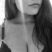 Condessa Hot